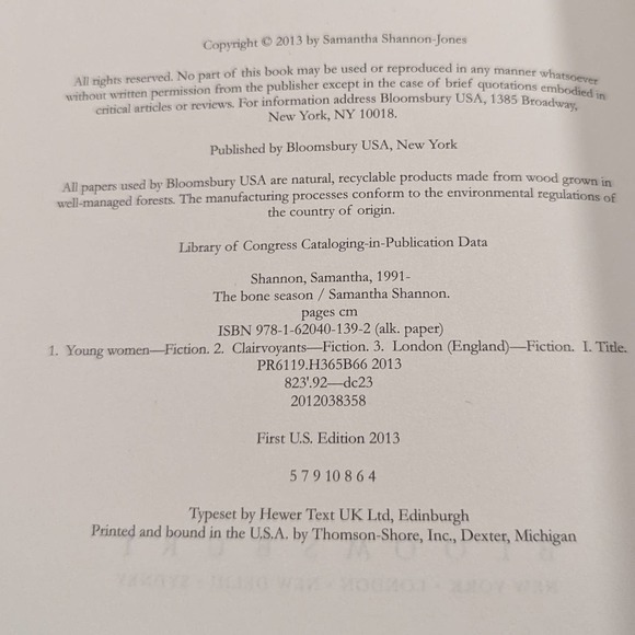 The Bone Season (2013, Hardcover) – Samantha Shannon [Dystopian, Fantasy] - Picture 4 of 9